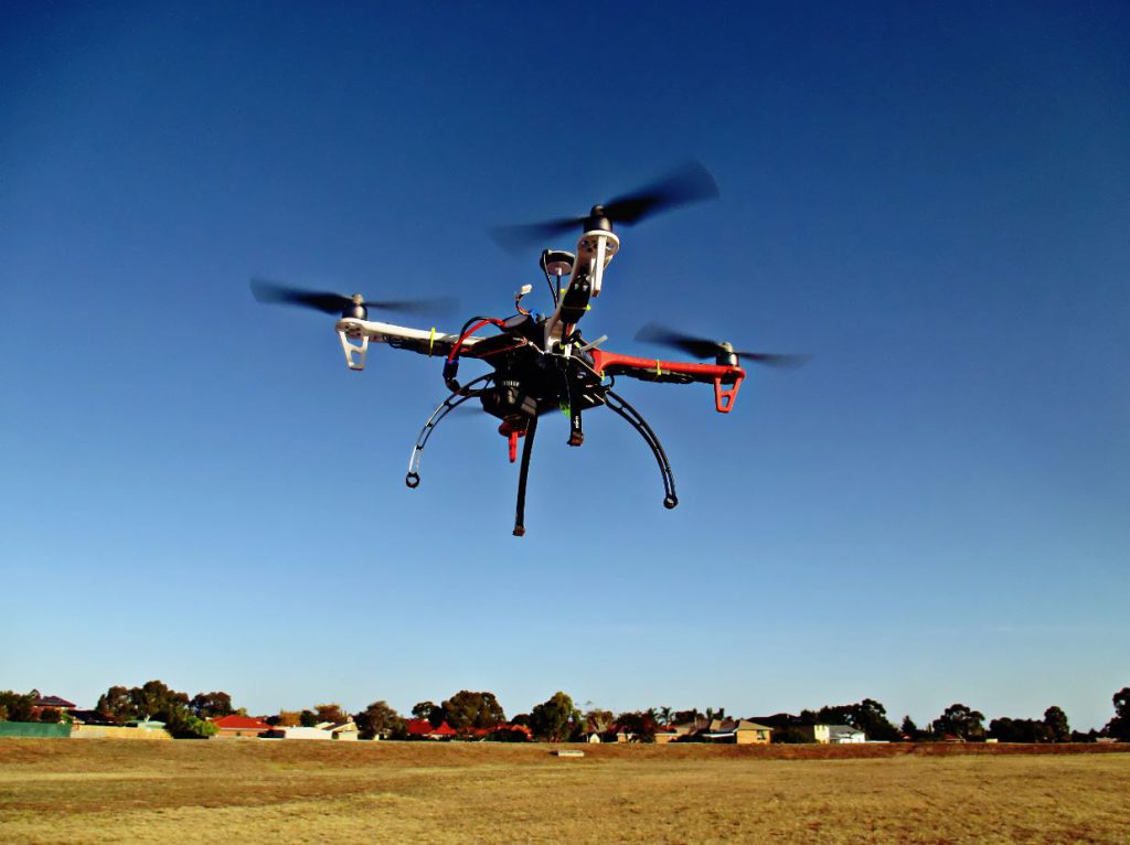 sistemius asiste a la jornada sobre legislacion de drones del ica